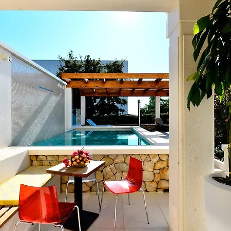 Palace Lidija, - Blue Lagoon Апартаменты *