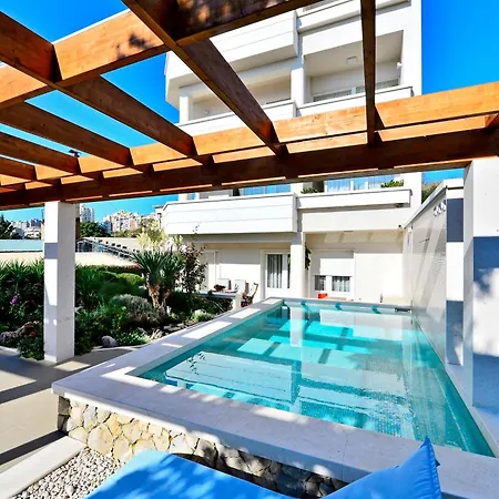 Palace Lidija, - Blue Lagoon Апартаменты Сплит