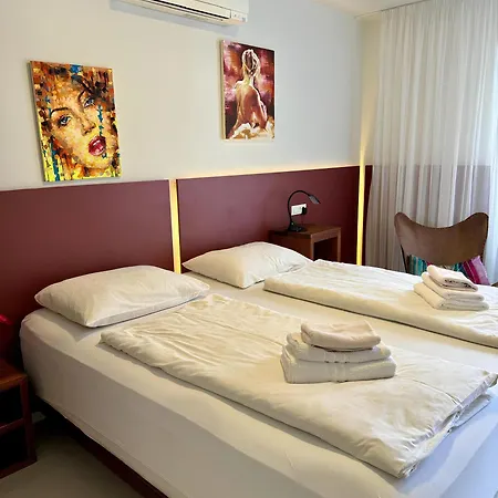 Palace Lidija, - Blue Lagoon Апартаменты Сплит