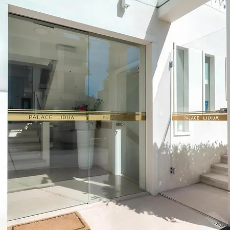 Palace Lidija, - Blue Lagoon * Сплит