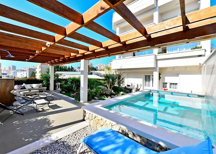 Palace Lidija, - Blue Lagoon Lejlighed Split
