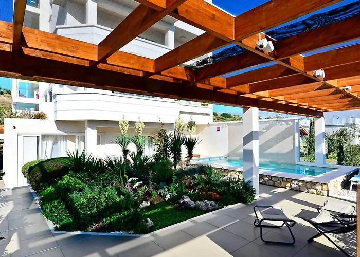 Palace Lidija, - Blue Lagoon 公寓 *